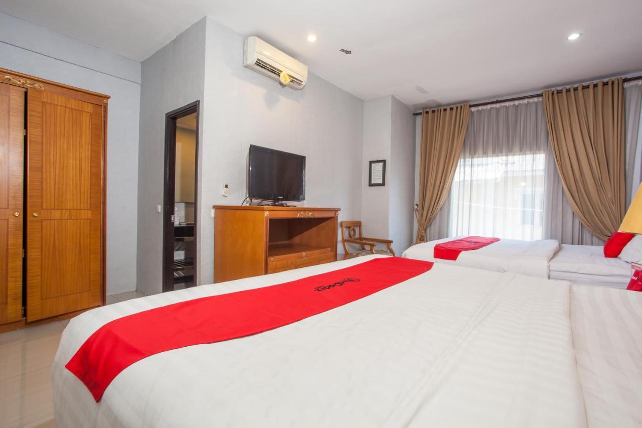 Reddoorz Plus @ Hr Muhammad Surabaya Kültér fotó